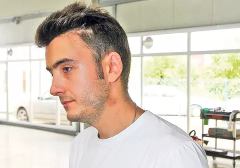 EXCLUSIV | Violonistul de la service! Eugen Ionescu își petrece serile cu Orchestra Simfonică, iar zilele printre bolizi