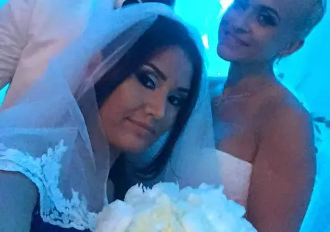 Uite-o pe nașa Andei Adam