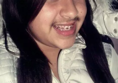 Chiar așa penibili? Cele mai STUPIDE FOTOGRAFII de pe conturile RUȘILOR! Îți vine să te iei cu mâna de cap! | FOTO