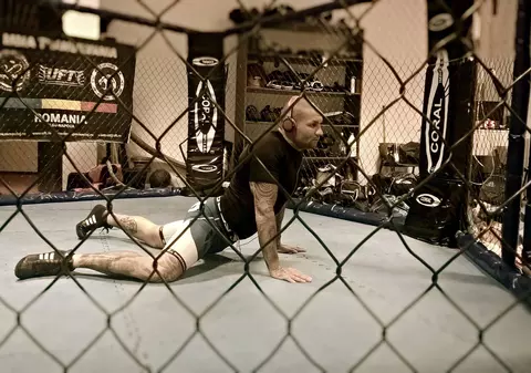 Un caporal austriac luptă pentru Cluj în gala de MMA RXF 18! GALERIE FOTO