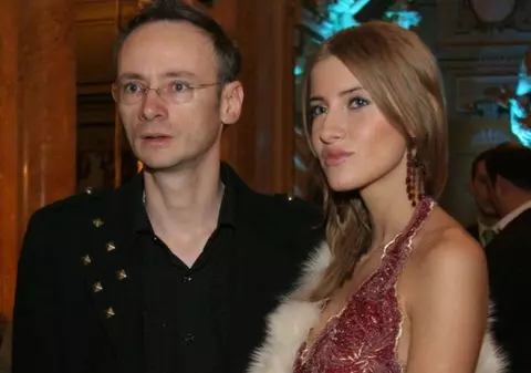 Mihai Albu îi face şi acum pantofi fostei soţii: ”Sigur că nu-i iau bani” 