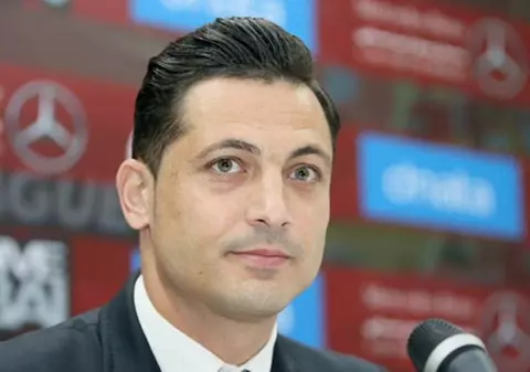 Surpriză de PROPORŢII pentru Rădoi. ^Un nume URIAŞ râvneşte la banca echipei campioane