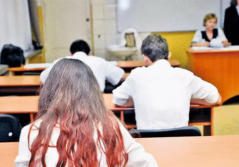 Evaluarea Naţională 2015 | Elevii care aparţin minorităţilor naţionale susţin evaluarea la limba maternă