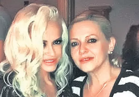 Anda Adam a avut tată de culoare | Viața secretă din SUA a mamei cântăreței | EXCLUSIV