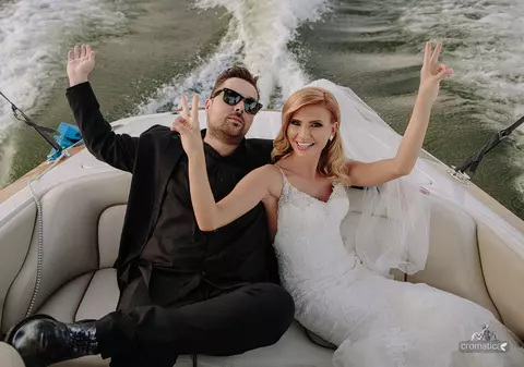 Prezentatoarea Anamaria Stancu a îmbrăcat rochia de mireasă