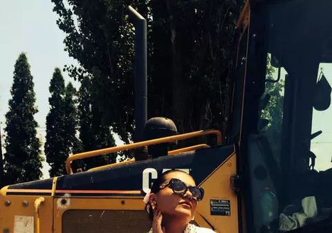 Toată lumea RÂDE DE EA! Bianca Rus, ședință foto INEDITĂ! | FOTO