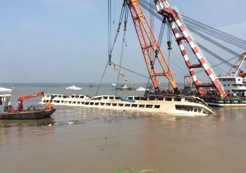 Ultimul bilanţ! 396 de oameni au murit după ce un vas de croazieră s-a scufundat