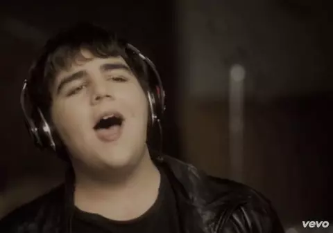 El este SENZAȚIA ITALIEI! Cum poate să arate acum grăsuțul ăsta este de NEÎNCHIPUIT! | VIDEO