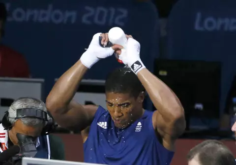 Meci pentru unificarea titlurilor categoriei grea la box. Anthony Joshua îl va înfrunta pe Joseph Parker pe 31 martie, la Cardiff