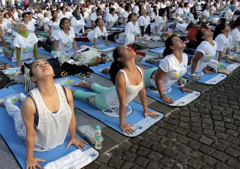 Astăzi e Ziua Internaţională pentru Yoga! Vezi cum se sărbătorește