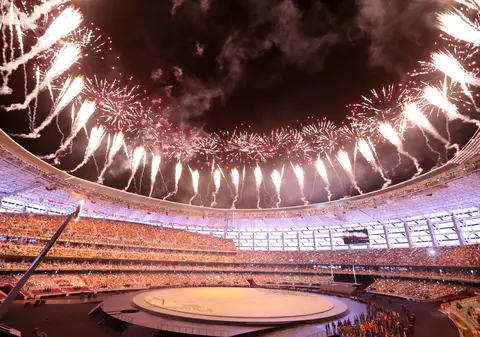 Festivitate grandioasă de deschidere a Jocurilor Europene. Alin Moldoveanu, liderul României