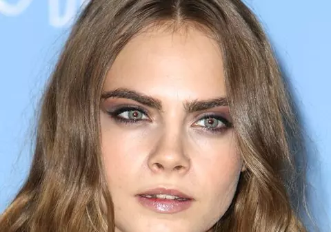 Cea mai dorită femeie din lume recunoaște că e LESBI