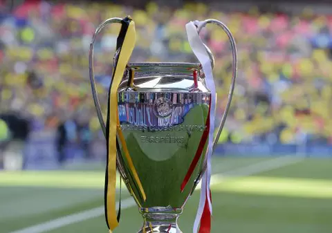 Finalistele Ligii Campionilor au ajuns la Berlin! Juve, asaltată de fani