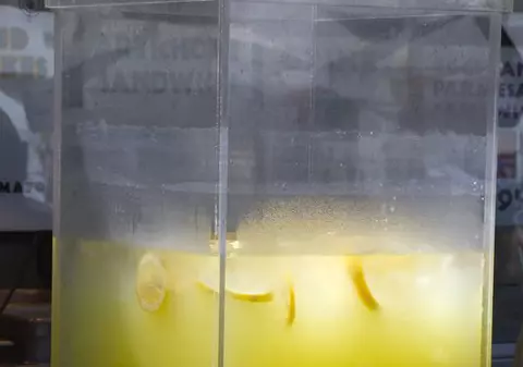 Rețeta PERFECTĂ! Așa se prepară CEA MAI BUNĂ LIMONADĂ