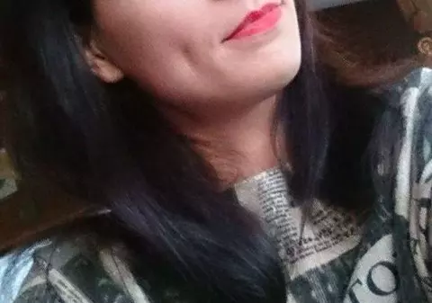 Fiica unei vedete, bătută de o femeie în plină stradă: "10 copii au asistat la o scenă horror"