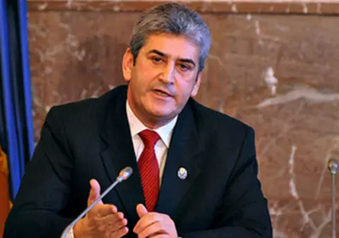 Mesaj îngrijorător al vicepremierului Gabriel Oprea, pentru Victor Ponta