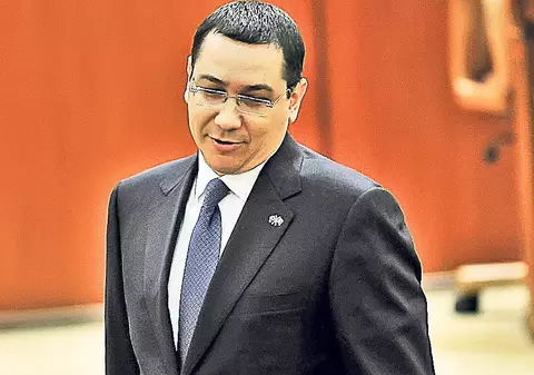 Cum le răspunde Victor Ponta celor care îl acuză că a plecat în Turcia pentru a scăpa de DNA
