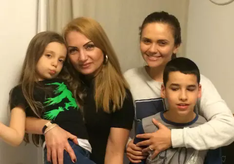 Cristina Șișcanu, mamă pentru copiii lui Mădălin Ionescu