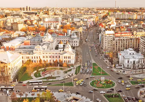 Ar trebui mutată capitala României?