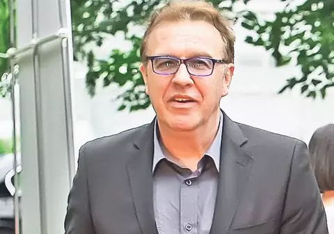 Măsură de ultimă oră! Ce a decis conducerea Spitalului Floreasca în cazul asistentei care s-a fotografiat în pat cu Gabriel Cotabiţă