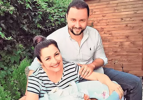 Din nou acasă! Măruţă şi-a externat fiica şi soţia