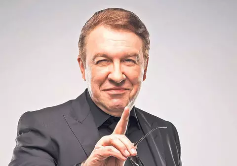 Cine o apără pe asistenta care s-a pozat pe patul de spital, cu Gabi Cotabiţă? "El era perfect conştient"