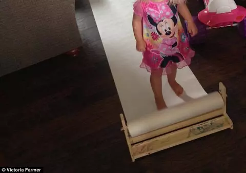 Au vrut să-și pună casa la vânzare, însă fiica lor de doi ani le-a încurcat planurile! Ce a făcut micuța?