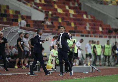 Rădoi dă de înțeles că ar putea pleca. ”Nu am ținut nici de banderolă, nu țin nici de scaun! Poate o să am timp să-mi iau BAC-ul și licența”. ^”El a fost de vină cu ASA-ul”. Becali vrea să vândă iar echipa!