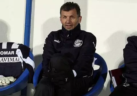 Un fotbalist legendar se zbate între viață și moarte