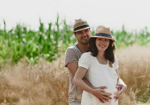 A făcut anunțul acum! Andreea Esca așteaptă un bebeluș în familie