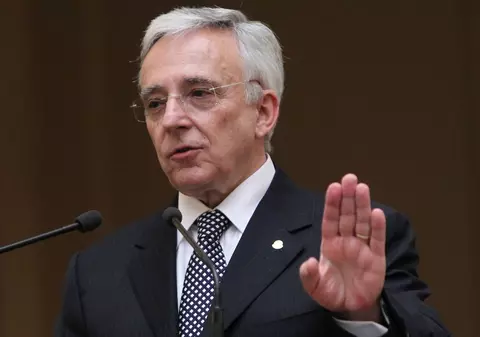 Declaraţie surprinzătoare a lui Mugur Isărescu! Ce se va întâmpla cu trecerea la euro?