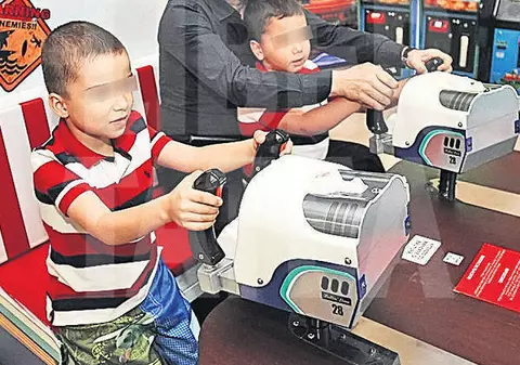 Prigoană vrea să o dea afară din televiziune pe Bahmu: „A încercat să-mi otrăvească copiii cu mătrăgună!" 