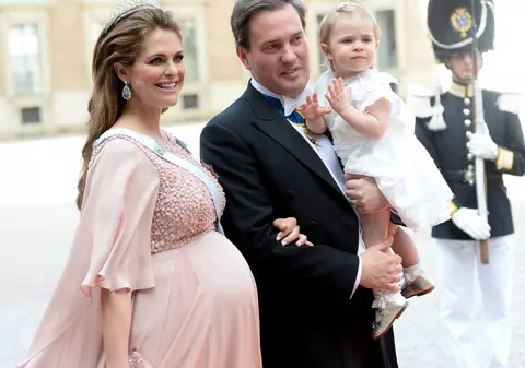 Primele fotografii cu fiul prinţesei Madeleine a Suediei | FOTO