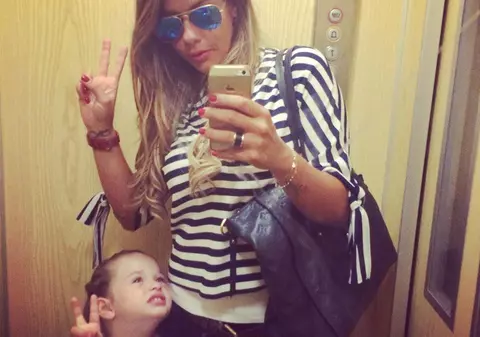 Uite ce soră sexy are Vincenzo Castellano în Italia