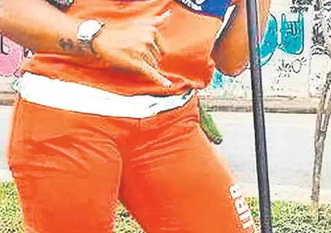 Ieri gunoieră, azi bombă-sexy