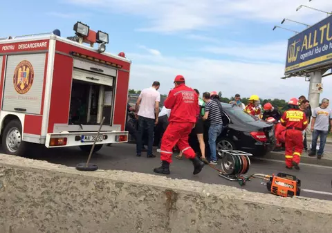 Accidente grave în Bucureşti! Mai multe persoane au ajuns la spital
