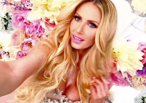 Andreea Bănică ȘI-A ARĂTAT FUNDUL la un concert! Ce a văzut toată lumea | VIDEO