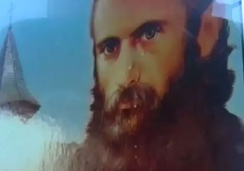 E jale în Arad! Ce s-a întâmplat cu icoana lui Arsenie Boca din care curgeau lacrimi de mir