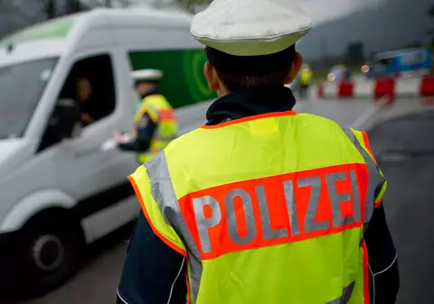 UPDATE | ATAC armat la o școală din Germania