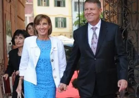 Klaus Iohannis şi Prima Doamnă, vacanţă pe litoralul românesc. Unde au mers cei doi