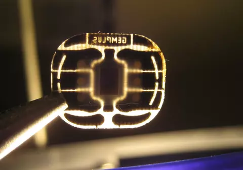 Cartelele SIM ar putea dispărea: cele mai mari companii vor să scape de ele. Care este soluția? 