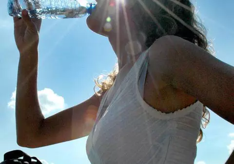 Avertizare meteo: COD PORTOCALIU de CANICULĂ în 19 județe și în București, în acest weekend