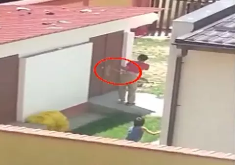 IMAGINI ŞOCANTE! Copii legaţi cu funia de angajații unui centru de plasament din București | VIDEO