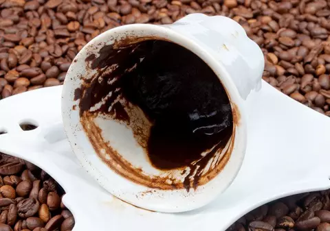 Învaţă să citeşti în cafea după metoda arabă!