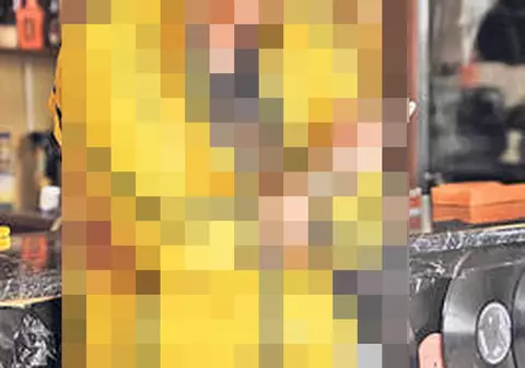 Un celebru actor de la noi a devenit TATĂ a doua oară. Soția lui a născut un băiețel