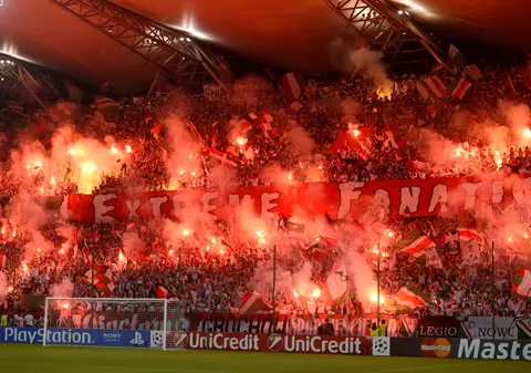 Galeria Botoşaniului va fi condusă de o bunică de 60 de ani în infernul de la Varşovia / VIDEO