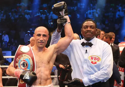 Arthur Abraham rămâne campion WBO la super mijlocie