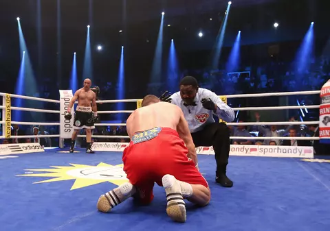 Pugiliştii merg 2.000 de kilometri cu microbuzul ca să participe la CE