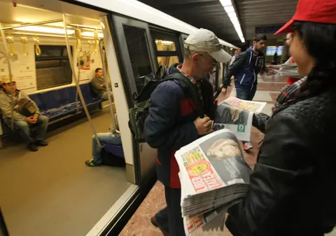 Dăm o grămadă de bani pe transport, comparativ cu salariul nostru. Cât dau cehii și austriecii?