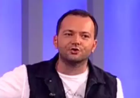 Ce a pus-o Mihai Morar pe Roxana Nemeş să facă, în direct. Blonda a roşit pe loc când l-a auzit